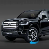 Toyota Land Cruiser LC300 1:24 Die-Cast Metal Model Car – LED Lights, Sound, Remote Control & Pull-B